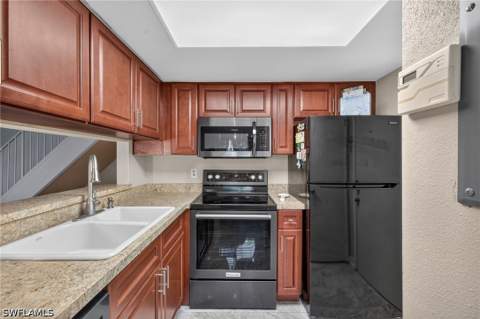 3358 Royal Canadian Trce 3, Fort Myers FL - photo 7 of 20