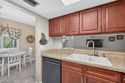 3358 Royal Canadian Trce 3, Fort Myers FL - photo 9 of 20