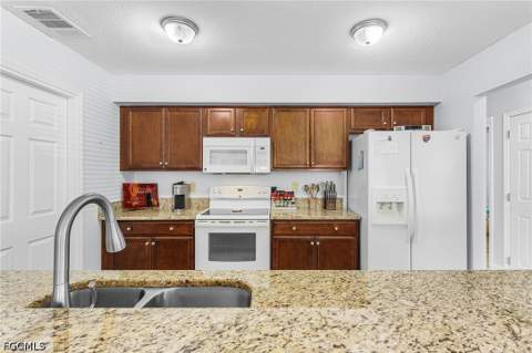 16077 Buccaneer St, Bokeelia FL - photo 15 of 26