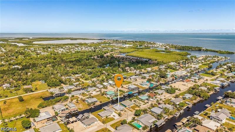 2 bedroom SingleFamilyResidence at 16077 Buccaneer St, Knights Bokeelia Isle, Bokeelia — photo 2