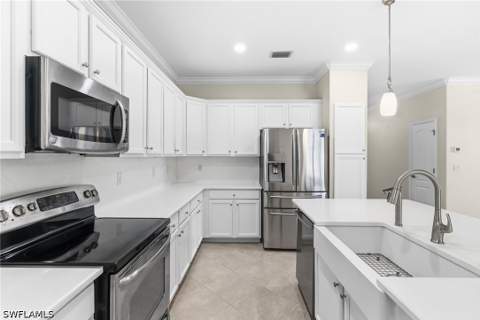 11068 Cherry Laurel Dr E, Fort Myers FL - photo 11 of 34