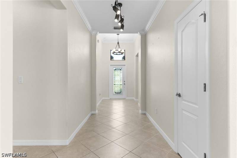 4 bedroom SingleFamilyResidence at 11068 Cherry Laurel Dr E, Reflection Isles, Fort Myers — photo 5