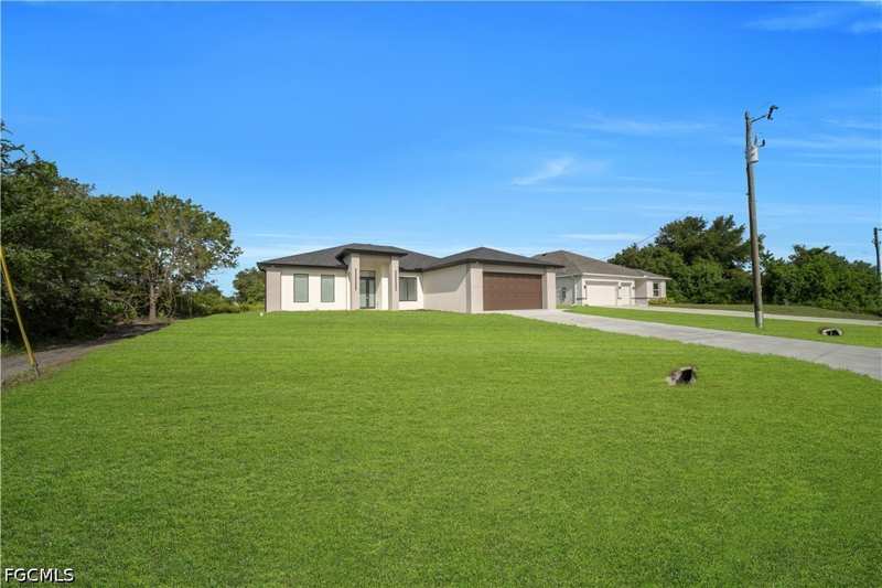 3 bedroom SingleFamilyResidence at 2406 Vera Ave S, Lehigh Acres, Lehigh Acres — photo 1