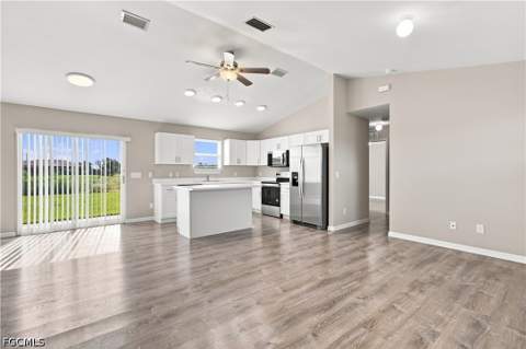 737 Ferguson Ave S, Lehigh Acres FL - photo 12 of 41