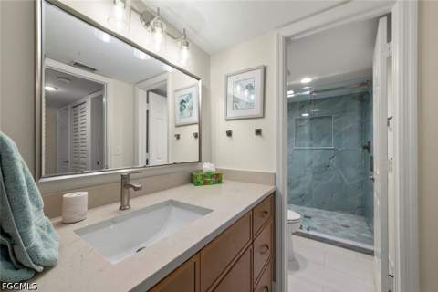 592 Beachwalk Cir 105, Naples FL - photo 23 of 48