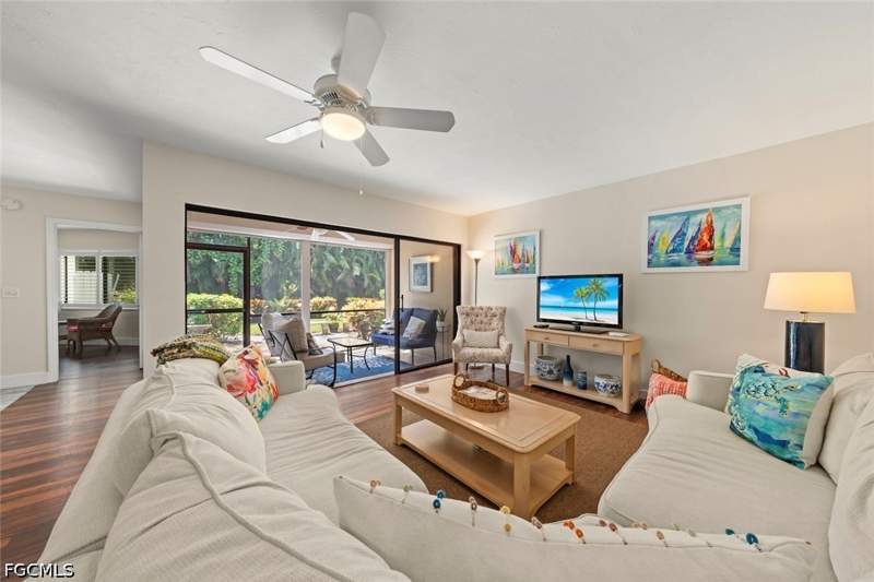 2 bedroom Condominium at 592 Beachwalk Cir 105, Beachwalk Gardens, Naples — photo 5