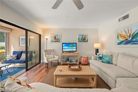 592 Beachwalk Cir 105, Naples FL - photo 6 of 48