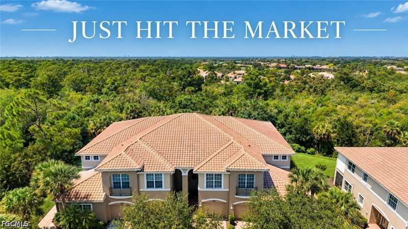 3 bedroom Condominium at 18940 Bay Woods Lake Dr 202, Bay Woods, Fort Myers — photo 1