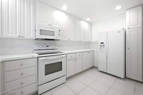 29002 Alessandria Cir, Bonita Springs FL - photo 14 of 46