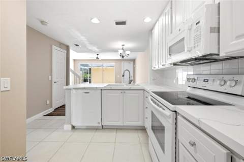 29002 Alessandria Cir, Bonita Springs FL - photo 15 of 46