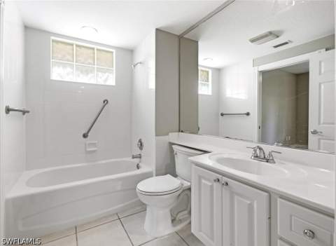 29002 Alessandria Cir, Bonita Springs FL - photo 23 of 46