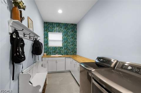 1252 Biltmore Dr, Fort Myers FL - photo 12 of 47
