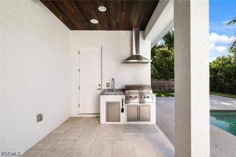1252 Biltmore Dr, Fort Myers FL - photo 18 of 47