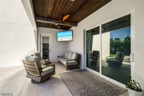 1252 Biltmore Dr, Fort Myers FL - photo 19 of 47