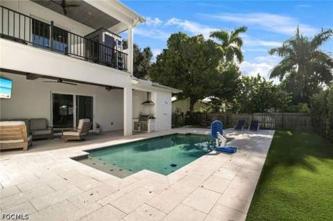 1252 Biltmore Dr, Fort Myers FL - photo 21 of 47