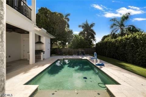 1252 Biltmore Dr, Fort Myers FL - photo 22 of 47