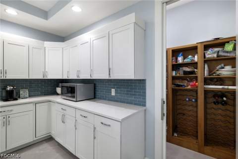 1252 Biltmore Dr, Fort Myers FL - photo 9 of 47