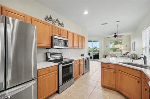 10012 Sky View Way 501, Fort Myers FL - photo 16 of 50
