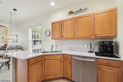 10012 Sky View Way 501, Fort Myers FL - photo 18 of 50