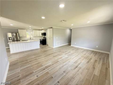 16600 Arbor Ridge Dr, Fort Myers FL - photo 7 of 18