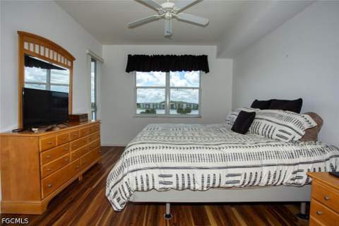 8066 Queen Palm Ln 543, Fort Myers FL - photo 14 of 42