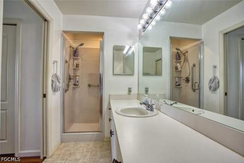 8066 Queen Palm Ln 543, Fort Myers FL - photo 15 of 42