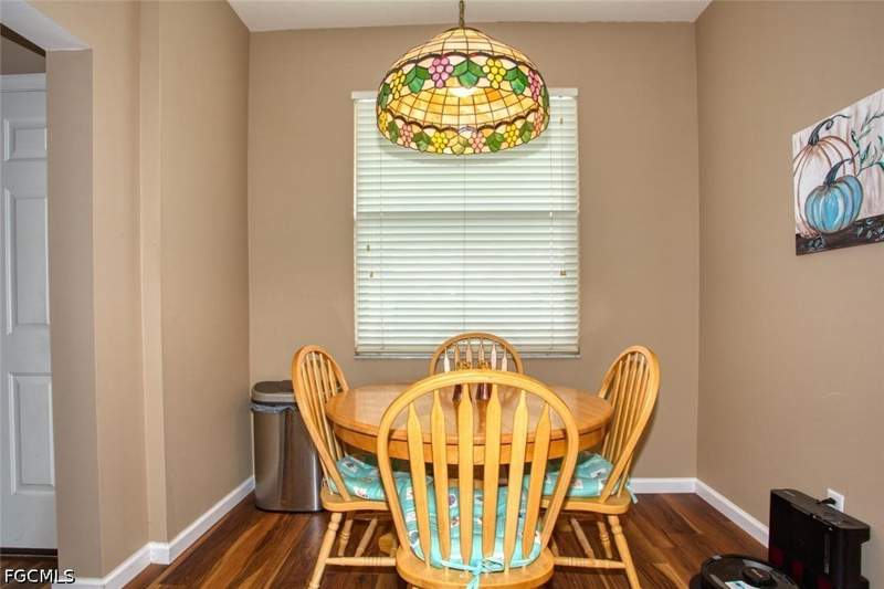 2 bedroom Condominium at 8066 Queen Palm Ln 543, Lakeside Green, Fort Myers — photo 4