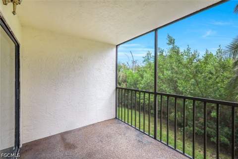 15206 Parkside Dr 102, Fort Myers FL - photo 11 of 18