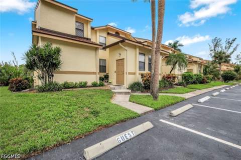15206 Parkside Dr 102, Fort Myers FL - photo 16 of 18