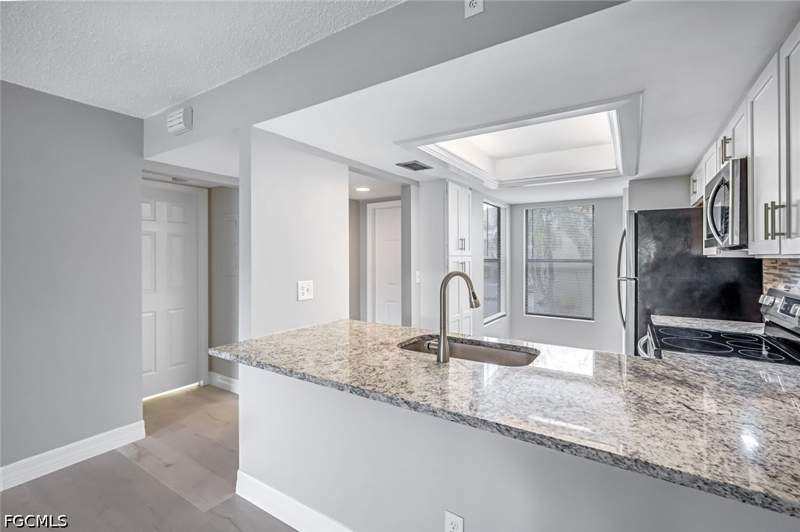 2 bedroom Condominium at 15206 Parkside Dr 102, Parkside Condo, Fort Myers — photo 2