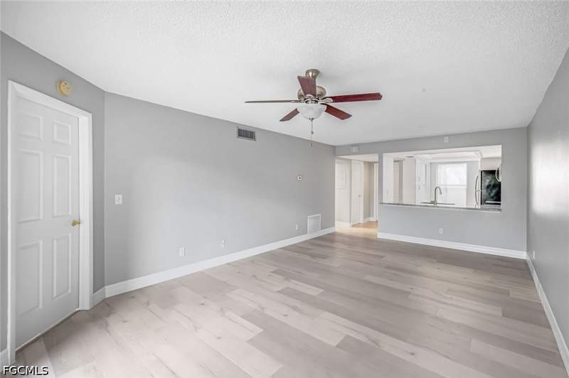 2 bedroom Condominium at 15206 Parkside Dr 102, Parkside Condo, Fort Myers — photo 5