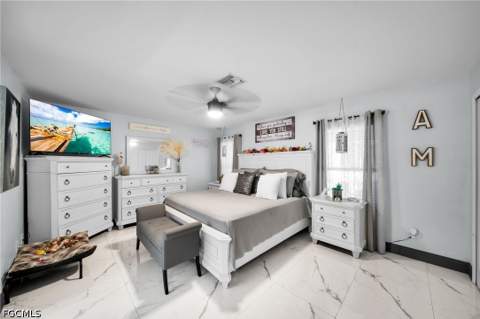 2812 Karen Ave N, Lehigh Acres FL - photo 13 of 37