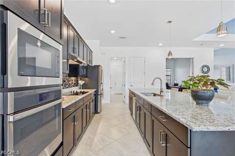 11718 Canopy Loop, Fort Myers FL - photo 9 of 49