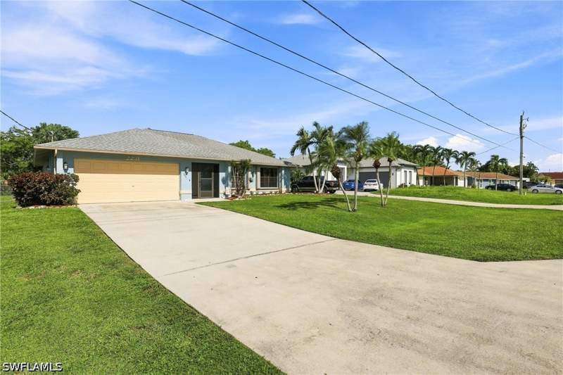 3 bedroom SingleFamilyResidence at 2231 50th St SW, Golden Gate City, Naples — photo 2