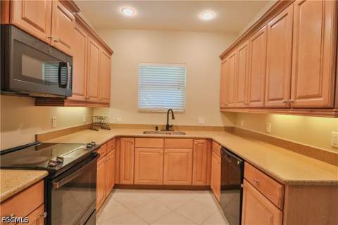 4341 Lazio Way 1209, Fort Myers FL - photo 8 of 23