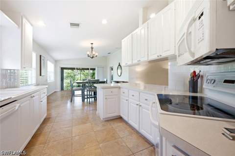 7405 Emilia Ln, Naples FL - photo 7 of 33