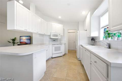 7405 Emilia Ln, Naples FL - photo 8 of 33