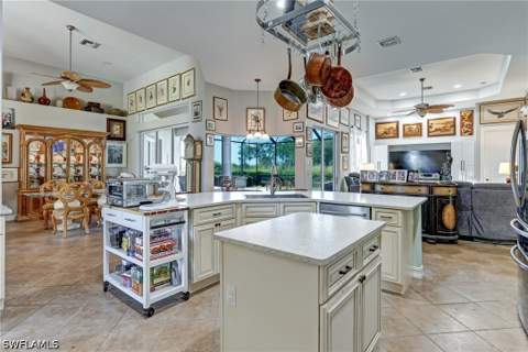 18421 Royal Hammock Blvd, Naples FL - photo 8 of 50