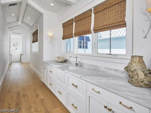 909 10th Ave S, Naples FL - photo 19 of 33