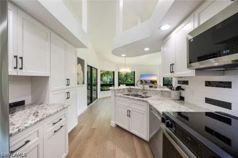 792 Eagle Creek Dr 203, Naples FL - photo 10 of 37