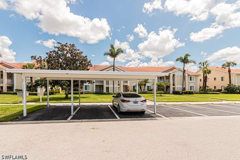 2 bedroom Condominium at 7768 Jewel Ln 102, Villages At Emerald Lakes, Naples — photo 4