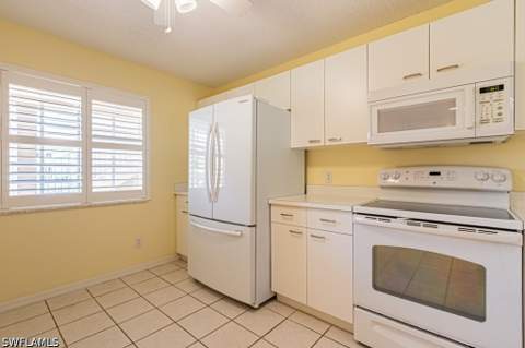 7768 Jewel Ln 102, Naples FL - photo 7 of 46