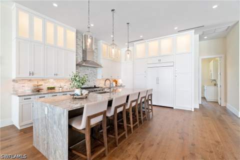 160 Little Carlos Ln, Fort Myers Beach FL - photo 10 of 40