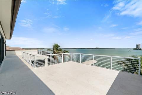 160 Little Carlos Ln, Fort Myers Beach FL - photo 19 of 40