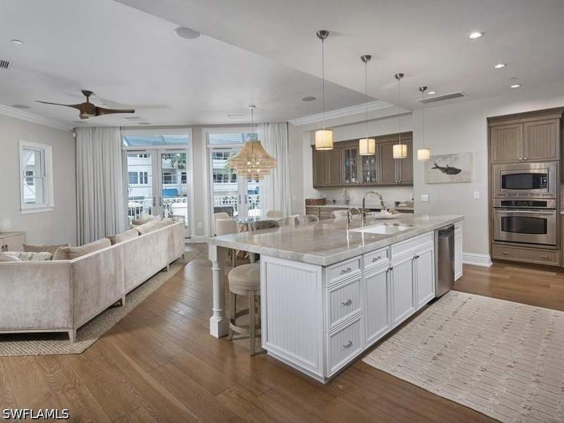 3 bedroom Condominium at 1001 10th Ave S D2, Olde Naples Seaport, Naples — photo 4