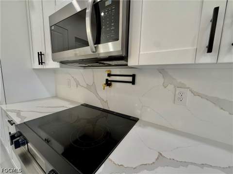 805 Lincoln Ave, Lehigh Acres FL - photo 17 of 46