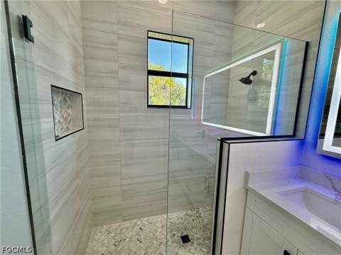 805 Lincoln Ave, Lehigh Acres FL - photo 23 of 46
