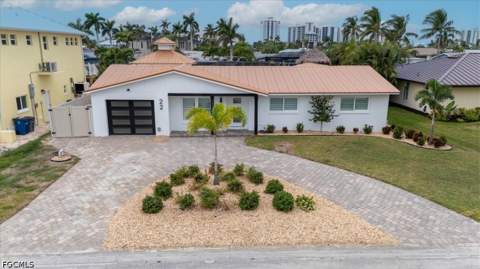 22 Palmview Blvd, Fort Myers Beach FL - photo 13 of 49