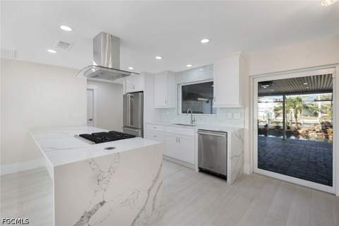 22 Palmview Blvd, Fort Myers Beach FL - photo 14 of 49