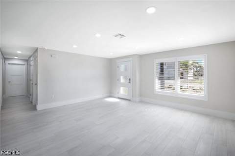 22 Palmview Blvd, Fort Myers Beach FL - photo 17 of 49